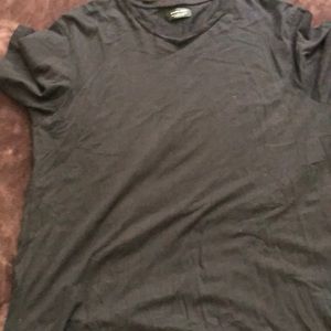 Long cut man shirt